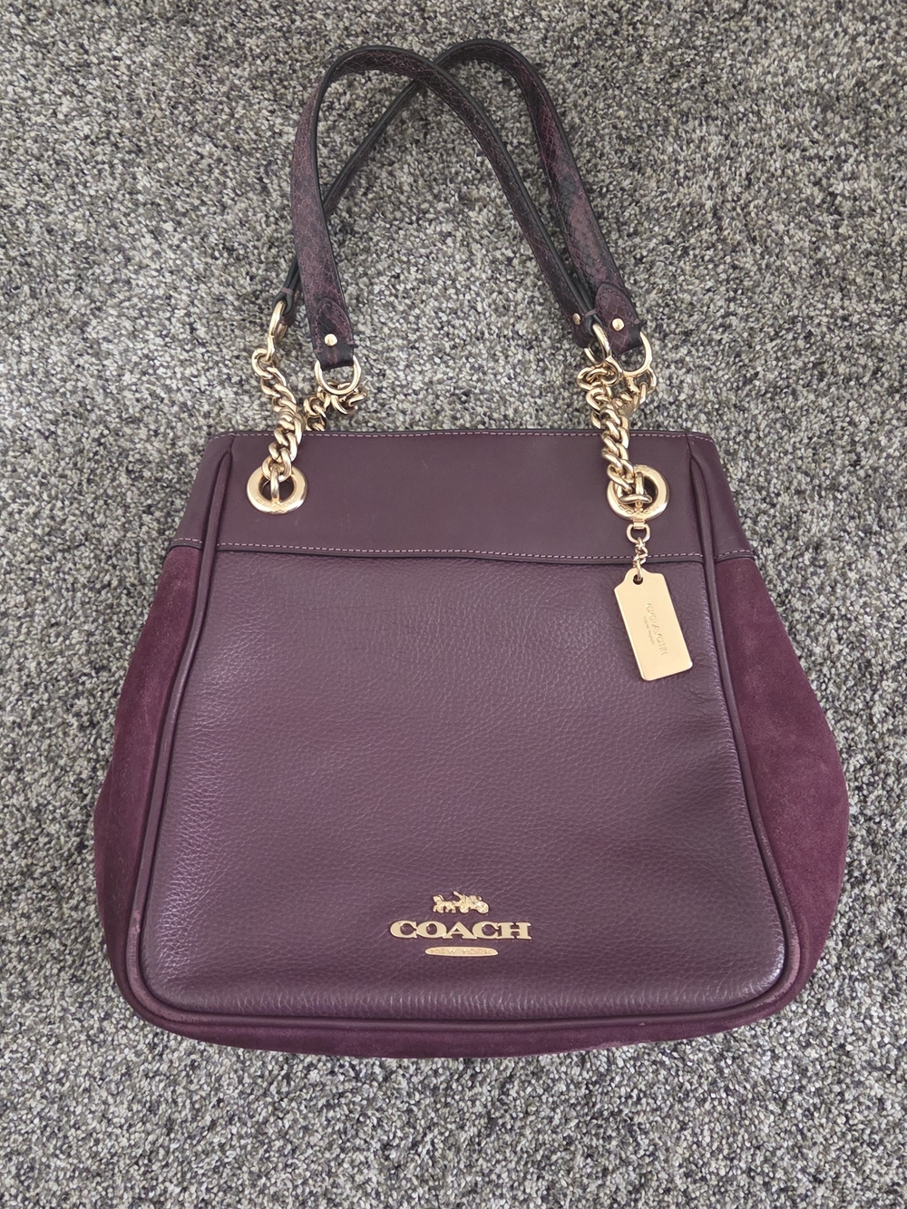 Coach Cammie Chain Bucket Bag in plum!
